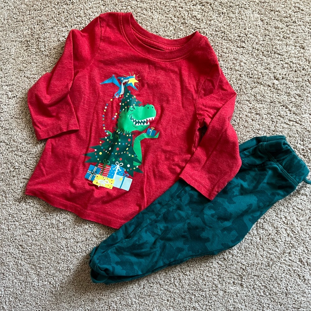 5/$25 Christmas dino outfit